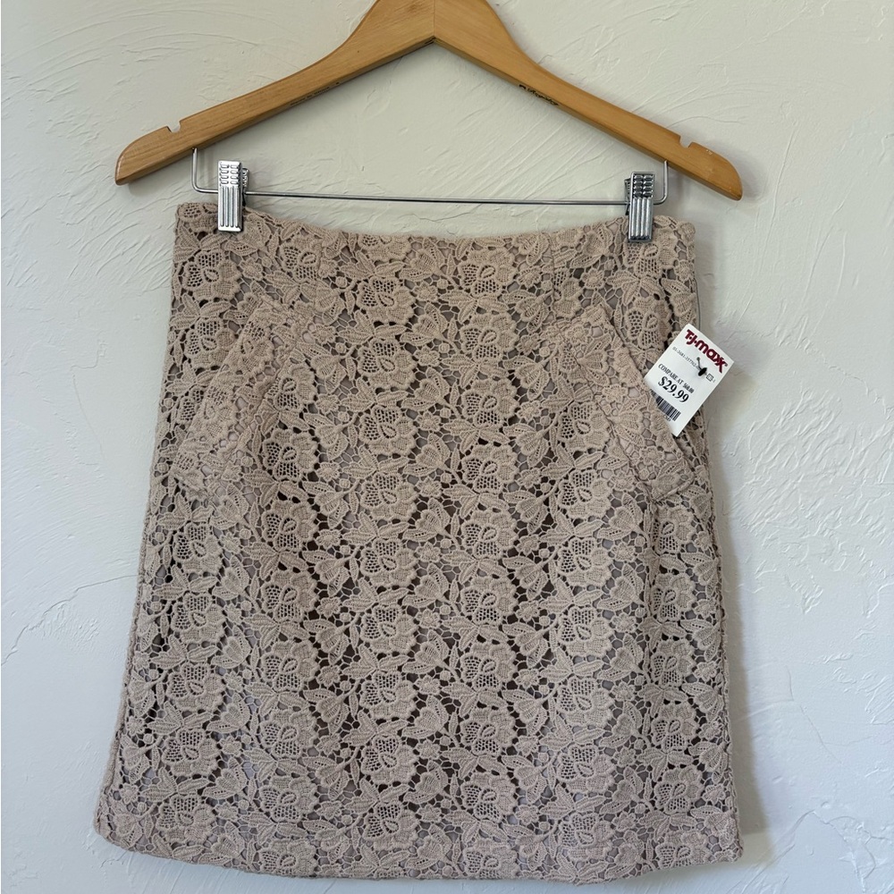 ABS Allen Schwartz Beige Lace Mini Skirt